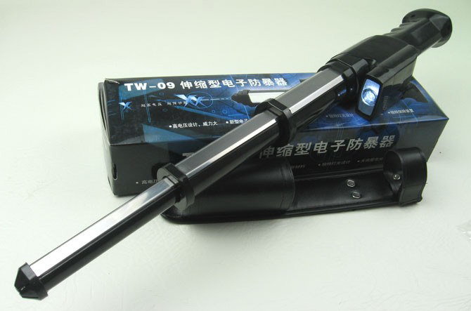 防身電擊防身器的使用方法